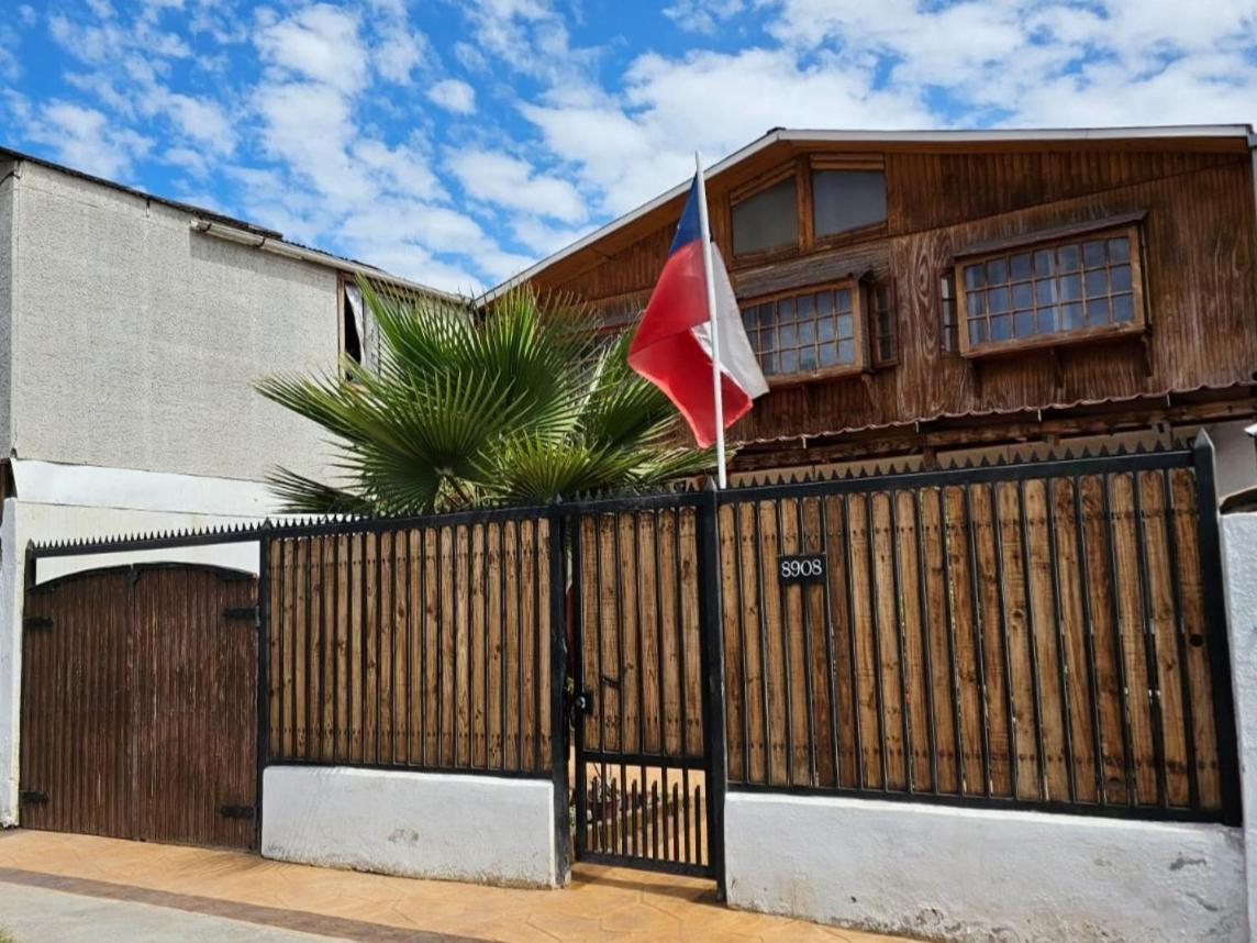 Hostal Sol Y Luna ซานติอาโก ภายนอก รูปภาพ